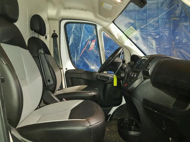3C6TRVAG1JE104122 - 2018 RAM PROMASTER 白色 照片 5