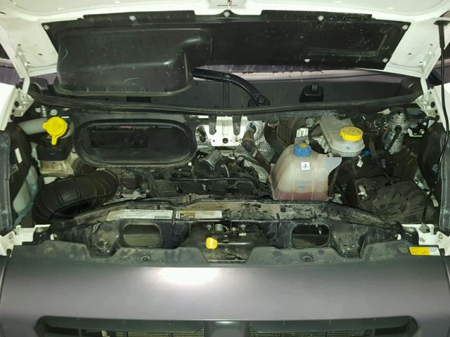 3C6TRVAG1JE104122 - 2018 RAM PROMASTER 白色 照片 7