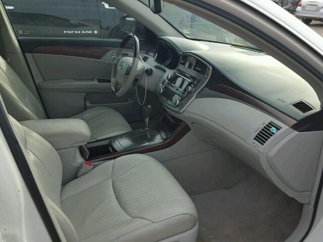 4T1BK3DBXCU473171 - 2012 TOYOTA AVALON BAS WHITE photo 5
