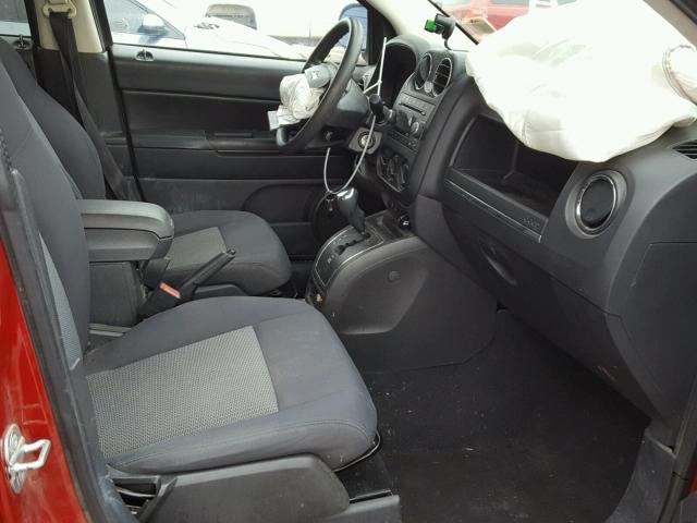 1J4FF47B29D106621 - 2009 JEEP COMPASS SP RED photo 5