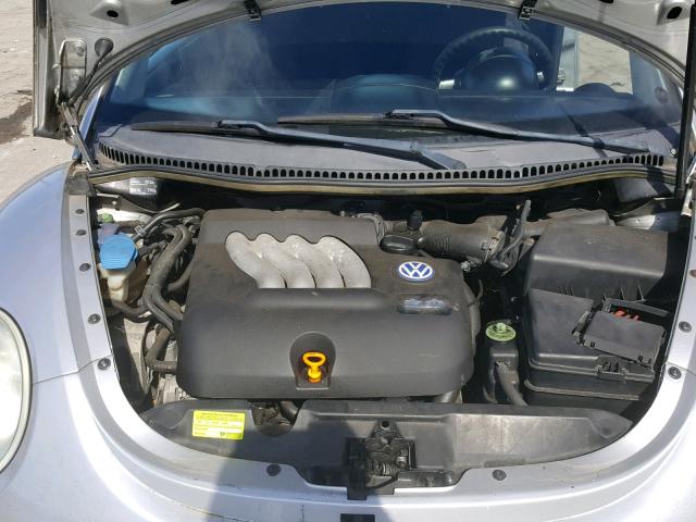 3VWBS21C31M402095 - 2001 VOLKSWAGEN NEW BEETLE Gümüş foto 7