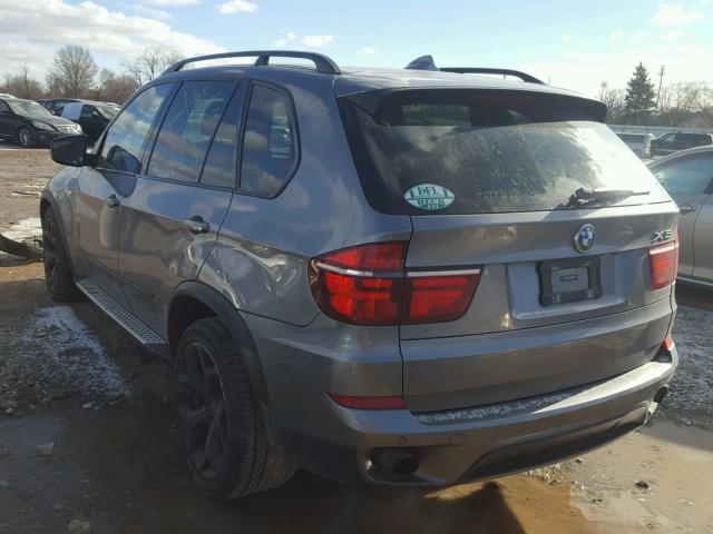 5UXZV4C53CL753434 - 2012 BMW X5 XDRIVE3 Сұр фото 3
