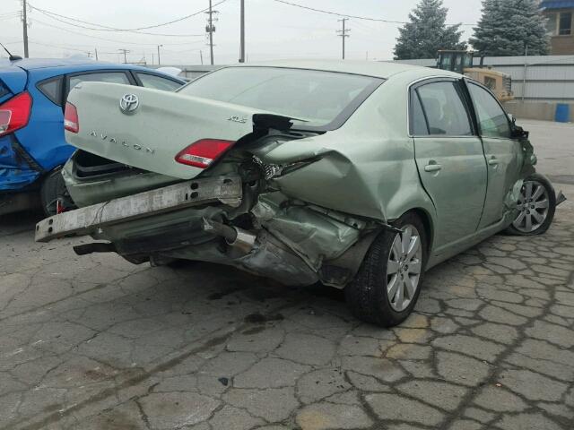 4T1BK36B66U105605 - 2006 TOYOTA AVALON XL GREEN photo 4