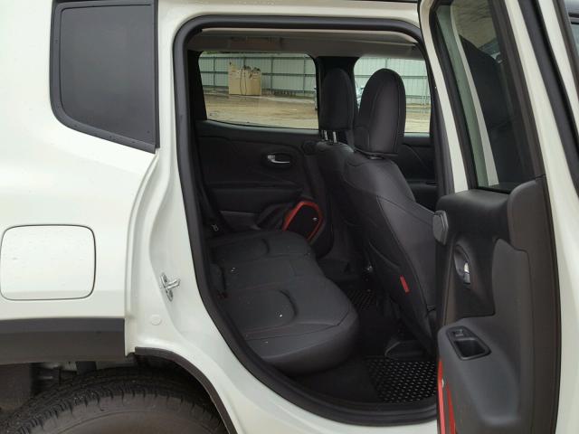 ZACCJBCB5JPH07433 - 2018 JEEP RENEGADE T WHITE photo 6