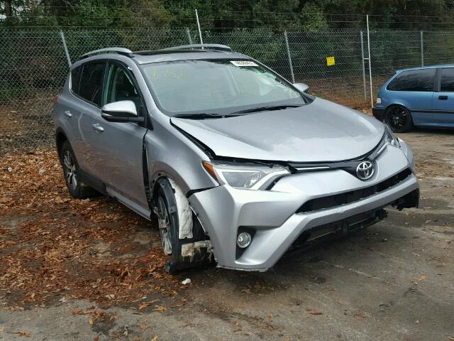 2T3WFREVXGW311605 - 2016 TOYOTA RAV4 XLE SILVER photo 1