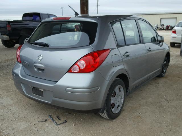 3N1BC13E09L382921 - 2009 NISSAN VERSA S GRAY photo 4