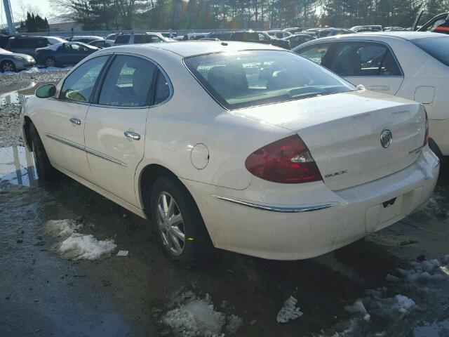 2G4WD532951291257 - 2005 BUICK LACROSSE C WHITE photo 3