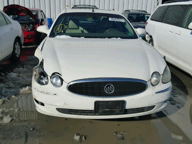 2G4WD532951291257 - 2005 BUICK LACROSSE C WHITE photo 9