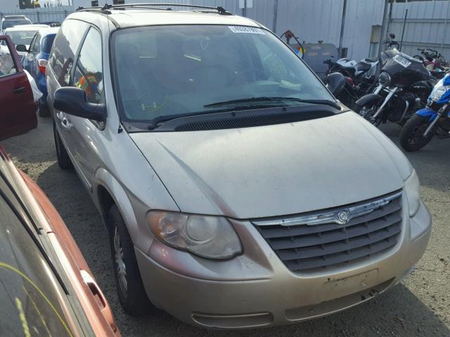 2C4GP54L65R280127 - 2005 CHRYSLER TOWN & COU BEIGE photo 1