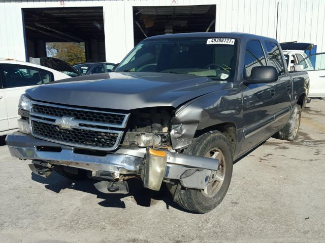 2GCEC13V961270626 - 2006 CHEVROLET SILVERADO TAN photo 2