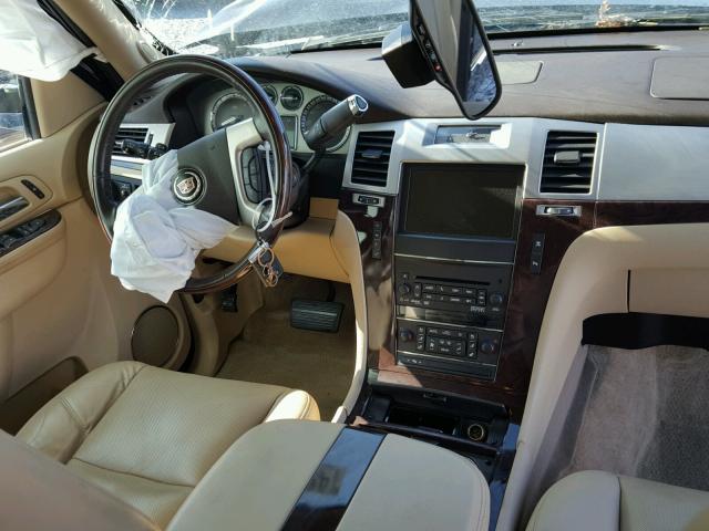 1GYS3HEF7BR180016 - 2011 CADILLAC ESCALADE E BLACK photo 9