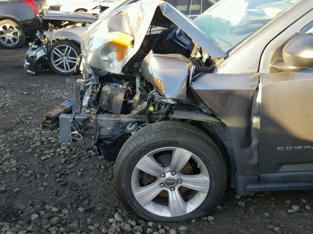 1J4NF1FB5BD280782 - 2011 JEEP COMPASS SP ნაცრისფერი ფოტო 9