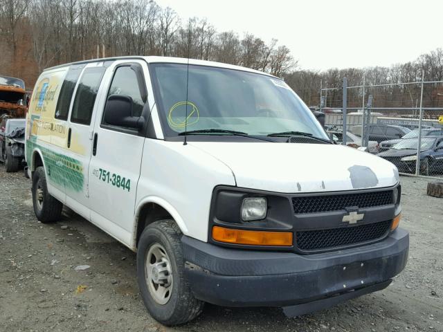 1GCGG25V771124393 - 2007 CHEVROLET EXPRESS G2 WHITE photo 1