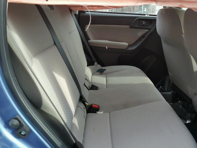 JF2SJABC9FH487715 - 2015 SUBARU FORESTER 2 BLUE photo 6