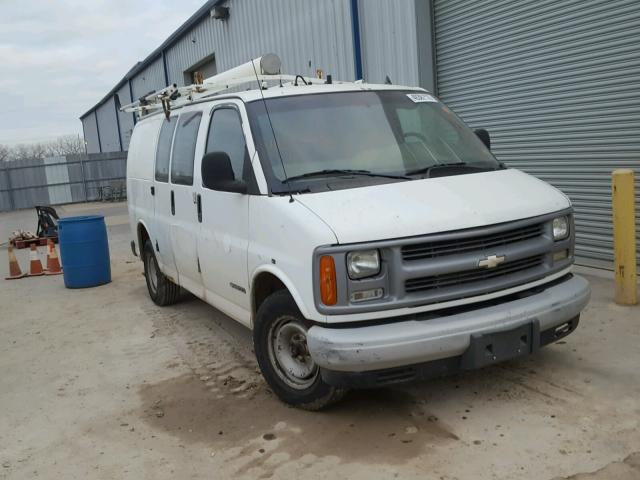 1GCFG25W011109018 - 2001 CHEVROLET EXPRESS G2 WHITE photo 1