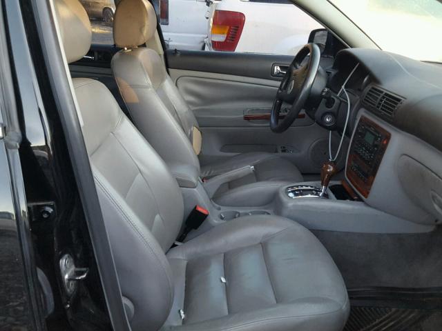 WVWTH63B54P054851 - 2004 VOLKSWAGEN PASSAT GLX 黑色 照片 5