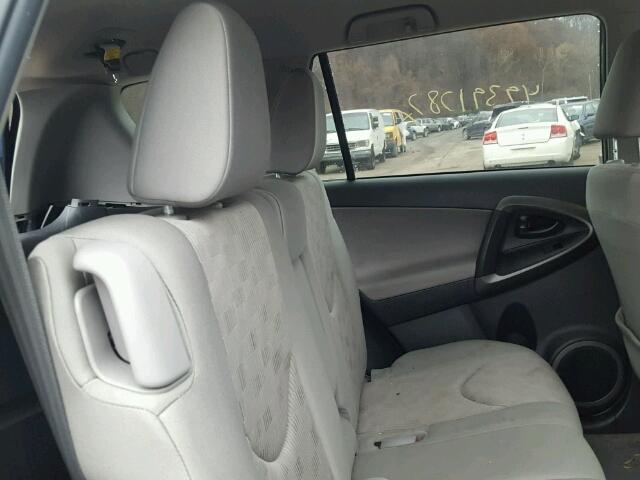 2T3BF4DV8CW197911 - 2012 TOYOTA RAV4 蓝色 照片 6