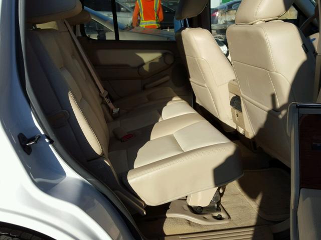 1FMEU7E84AUA81009 - 2010 FORD EXPLORER E WHITE photo 6