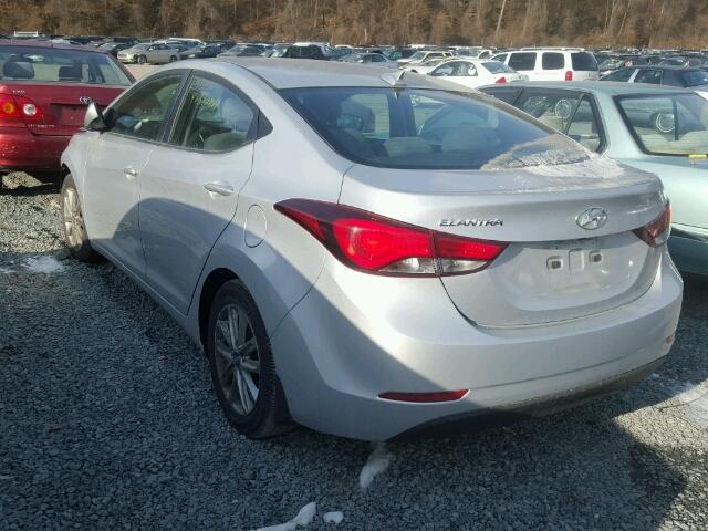 5NPDH4AE7GH659413 - 2016 HYUNDAI ELANTRA SE SILVER photo 3