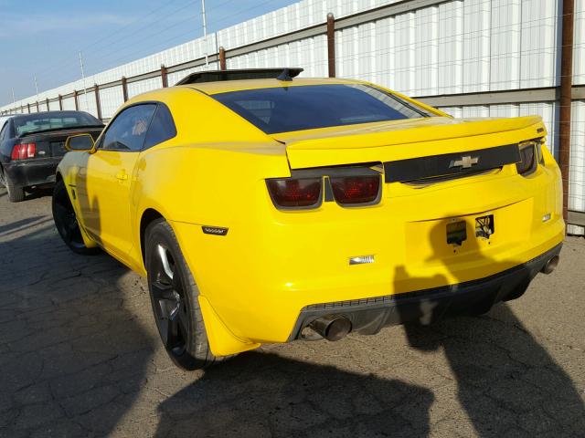 2G1FT1EW3A9116815 - 2010 CHEVROLET CAMARO SS YELLOW photo 3