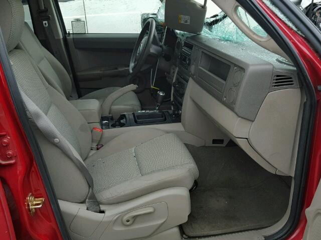 1J8HH48K16C136615 - 2006 JEEP COMMANDER RED photo 5
