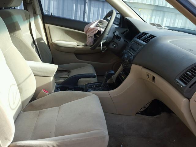 1HGCM56347A032407 - 2007 HONDA ACCORD SE WHITE photo 5