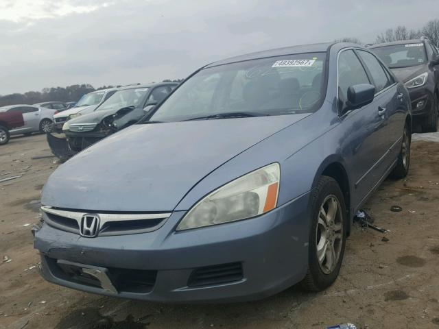 1HGCM56367A086226 - 2007 HONDA ACCORD SE GRAY photo 2