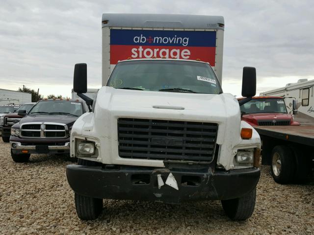 1GDJ7C1317F901360 - 2007 GMC C7500 C7C0 WHITE photo 9