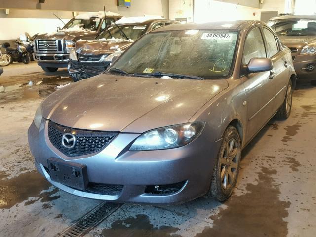 JM1BK12F051221111 - 2005 MAZDA 3 I GRAY photo 2