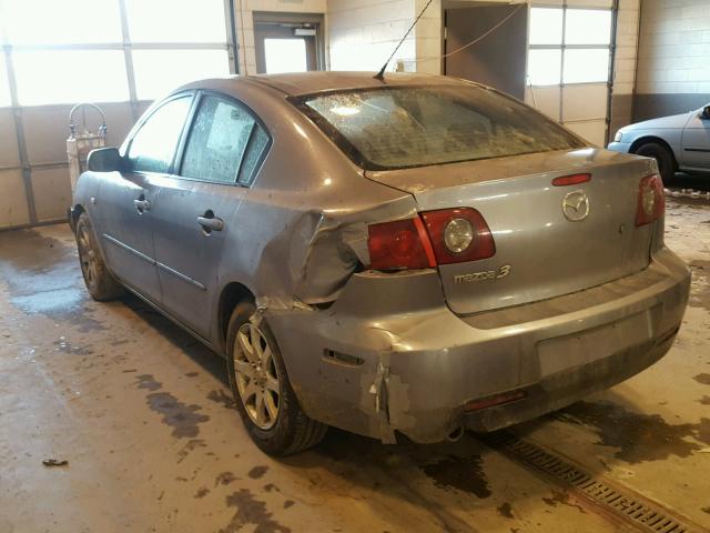 JM1BK12F051221111 - 2005 MAZDA 3 I GRAY photo 3