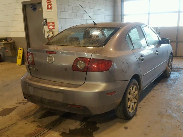 JM1BK12F051221111 - 2005 MAZDA 3 I GRAY photo 4