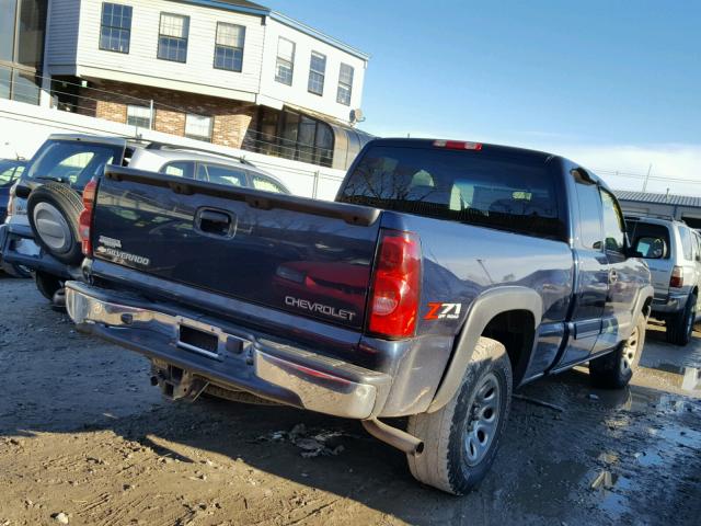 2GCEK19B051253423 - 2005 CHEVROLET SILVERADO BLUE photo 4