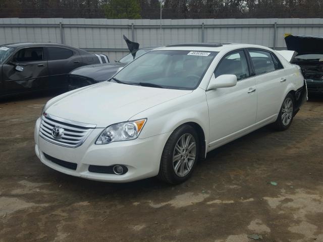 4T1BK36B08U257995 - 2008 TOYOTA AVALON XL WHITE photo 2