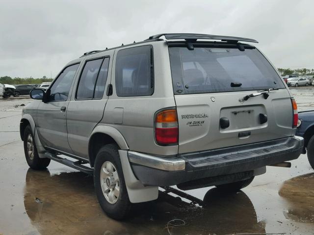 JN8AR05S2WW286531 - 1998 NISSAN PATHFINDER SILVER photo 3