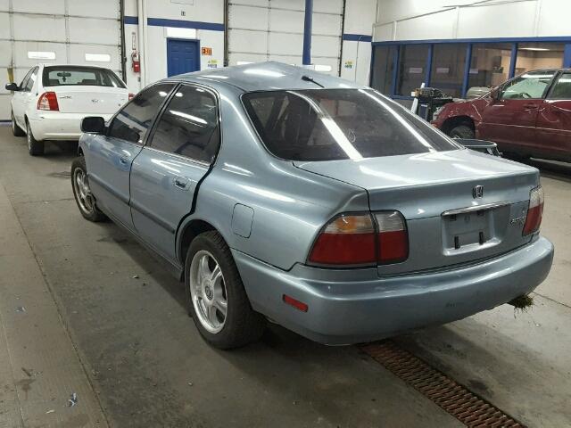 1HGCD5633TA023448 - 1996 HONDA ACCORD LX BLUE photo 3