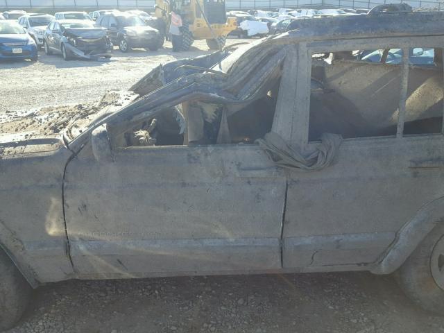 1J4FF48S61L575770 - 2001 JEEP CHEROKEE S GRAY photo 9