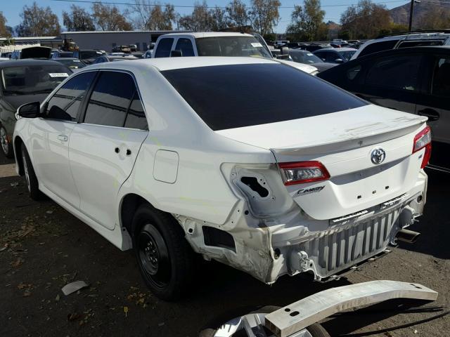 4T1BF1FK7CU576814 - 2012 TOYOTA CAMRY BASE WHITE photo 3