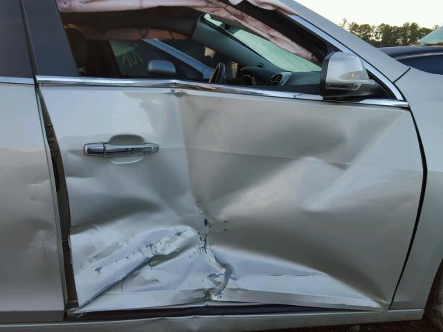 1G11F5SL2FF206099 - 2015 CHEVROLET MALIBU LTZ 银色 照片 9