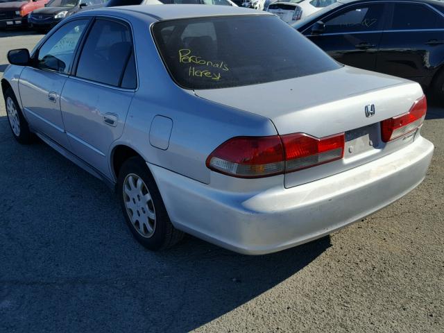 1HGCF866X1A112520 - 2001 HONDA ACCORD VAL SILVER photo 3