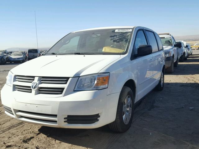 2D4RN4DE1AR326311 - 2010 DODGE GRAND CARA WHITE photo 2