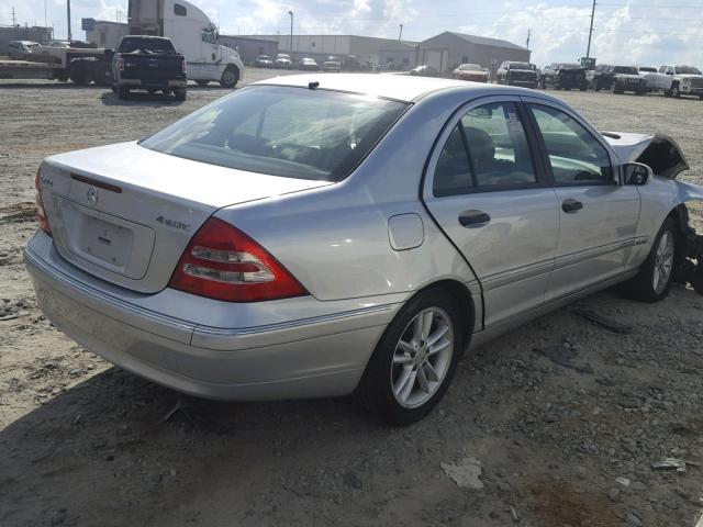 WDBRF81J74F460463 - 2004 MERCEDES-BENZ C 240 4MAT SILVER photo 4