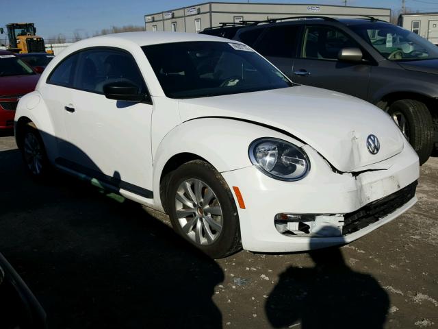 3VWF17ATXFM605395 - 2015 VOLKSWAGEN BEETLE 1.8 WHITE photo 1