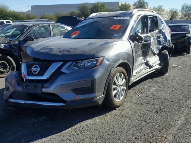 KNMAT2MT8HP547726 - 2017 NISSAN ROGUE S GRAY photo 2