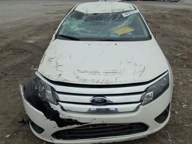 3FAHP0HA9CR345307 - 2012 FORD FUSION SE WHITE photo 9