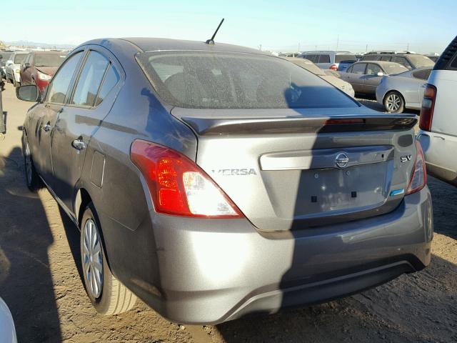 3N1CN7AP8GL820099 - 2016 NISSAN VERSA S GRAY photo 3