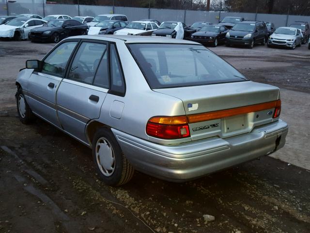 1FAPP14J1PW388551 - 1993 FORD ESCORT LX SILVER photo 3