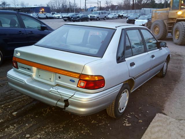 1FAPP14J1PW388551 - 1993 FORD ESCORT LX SILVER photo 4