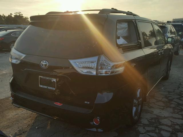 5TDXZ3DC5HS855330 - 2017 TOYOTA SIENNA SE BLACK photo 4