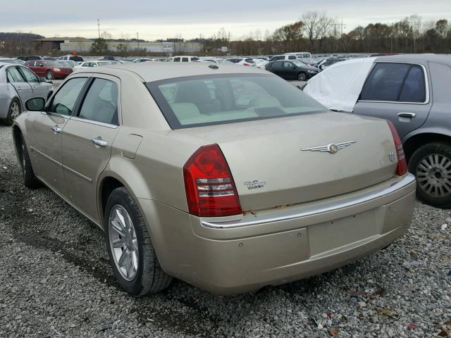 2C3LA63H56H290579 - 2006 CHRYSLER 300C BEIGE photo 3