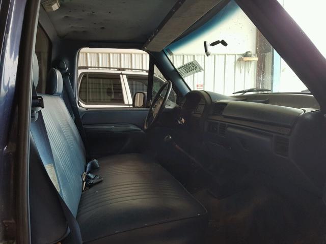 1FTDF15Y7RNB14632 - 1994 FORD F150 BLUE photo 5